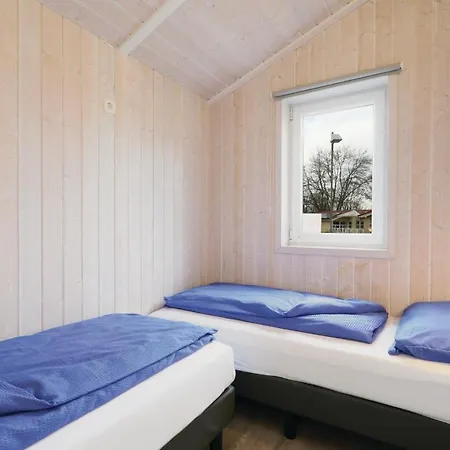 Ferienhaus Frische Brise 18 - Dorf 3