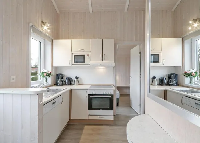 Frische Brise 18 - Dorf 3 Vakantiehuis Priwall