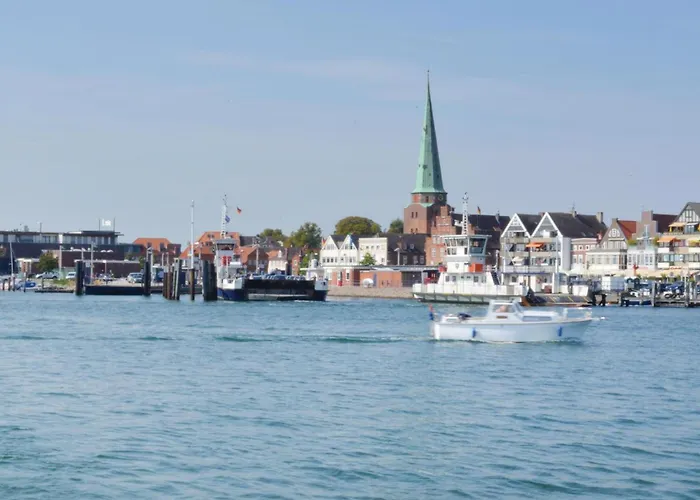 Frische Brise 18 - Dorf 3 * Priwall